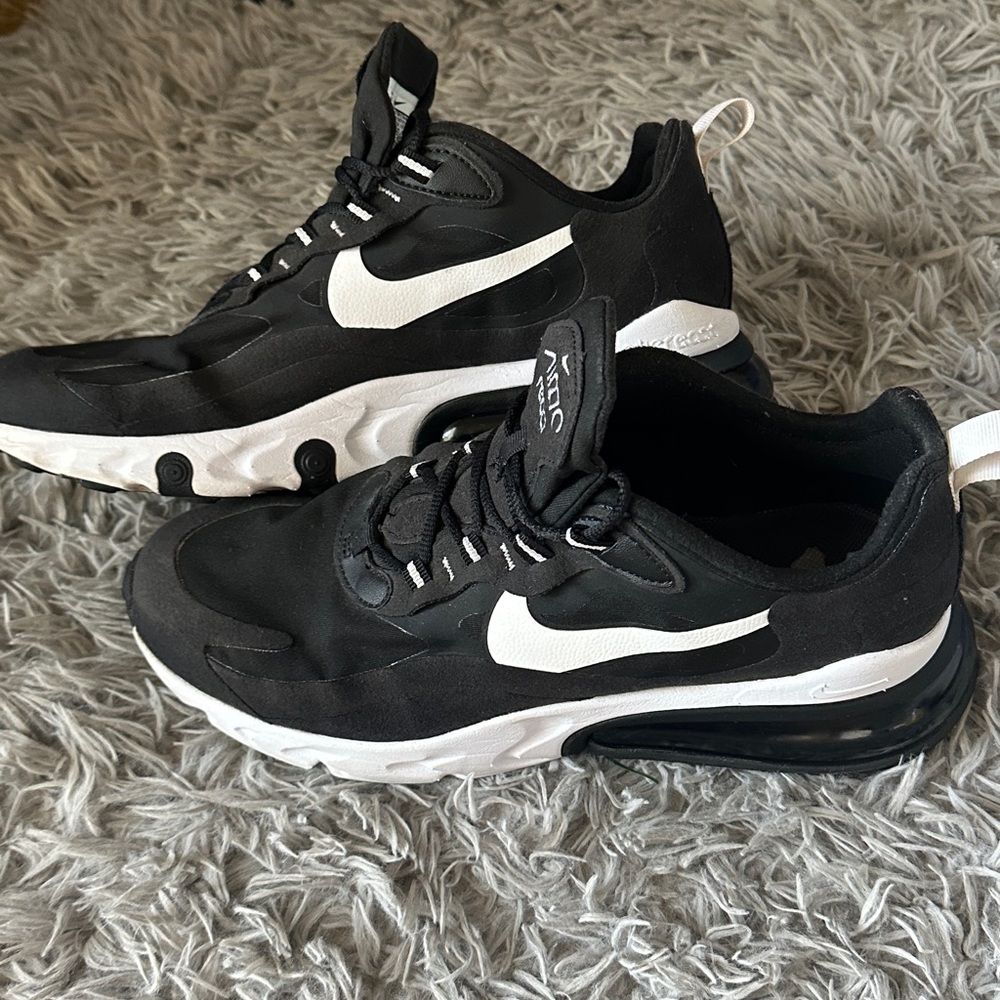 Nike Air Max 270 React